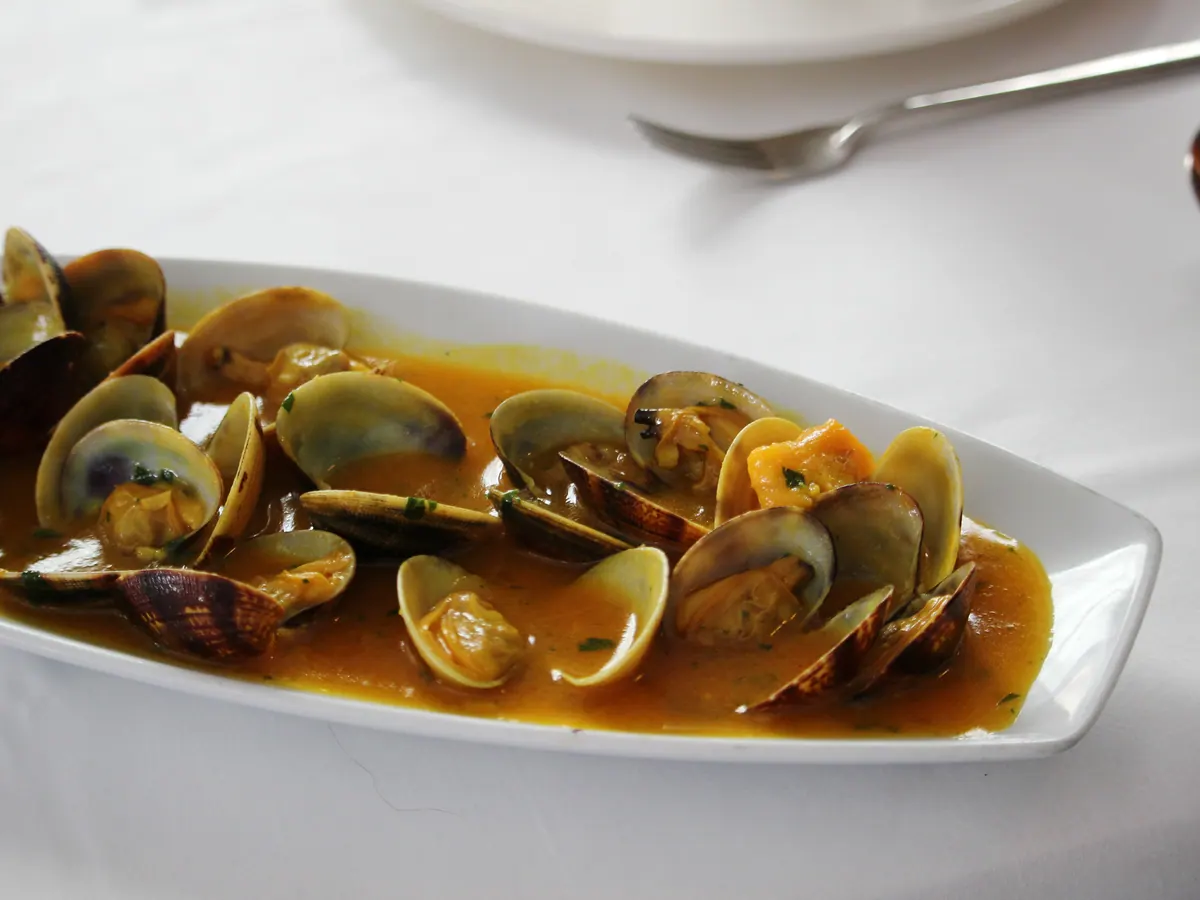 Almejas a la marinera