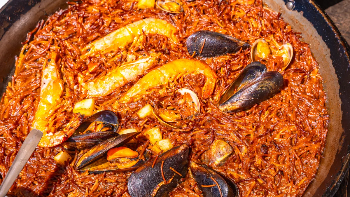 Fideuá de marisco