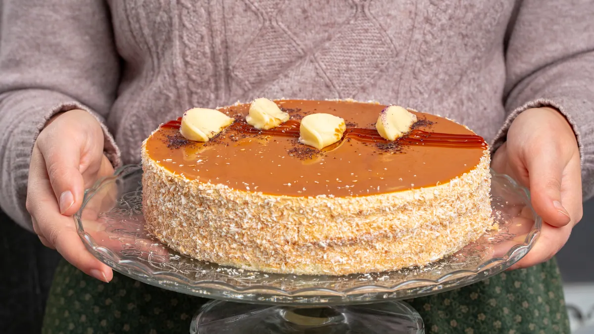 Tarta de turrón sin horno